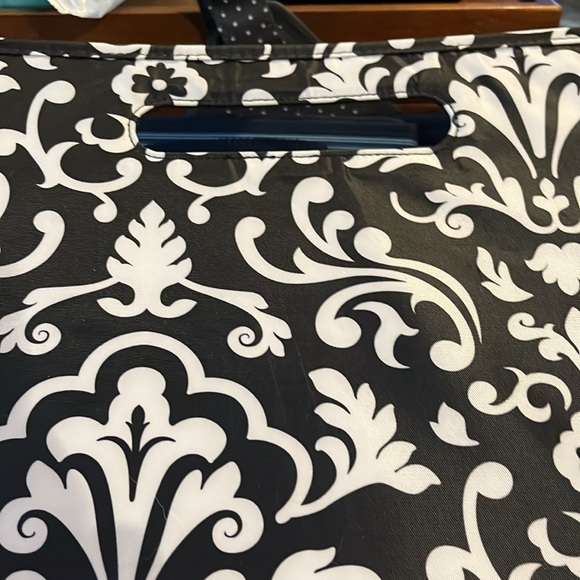 Fold N File - Picture 2 of 2